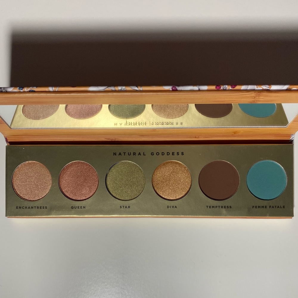 Natural Goddess eyeshadow palette